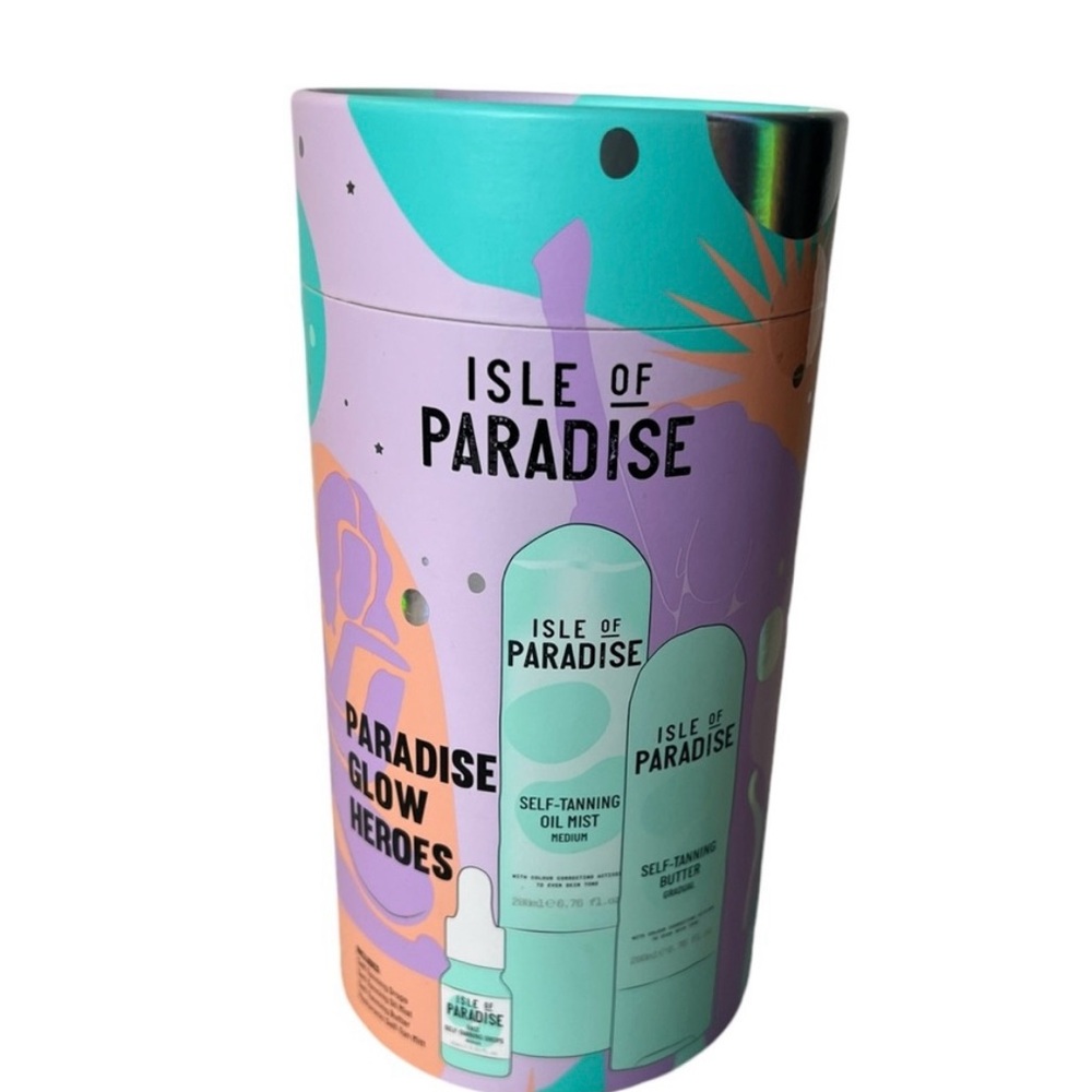 Isle of Paradise Self-Tanning Kit - Medium - Picture 2 of 3